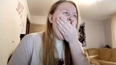 Anika online show from December 4, 10:57 am