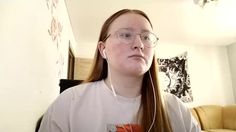 Anika online show from August 3, 9:37 am