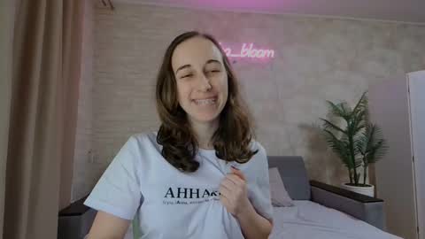 Snapshot of anikabloom chatting on February 2, 10:06 pm anikabloom online show from February 2, 10:06 pm