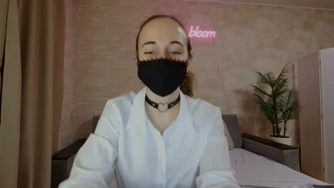 Snapshot of anikabloom chatting on February 4, 9:41 pm anikabloom online show from February 4, 9:41 pm