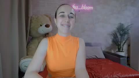 Snapshot of anikabloom chatting on March 10, 11:49 pm anikabloom online show from March 10, 11:49 pm