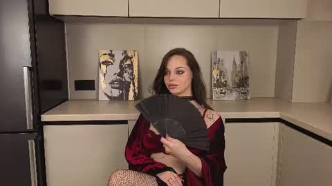 Anika online show from July 3, 9:59 am