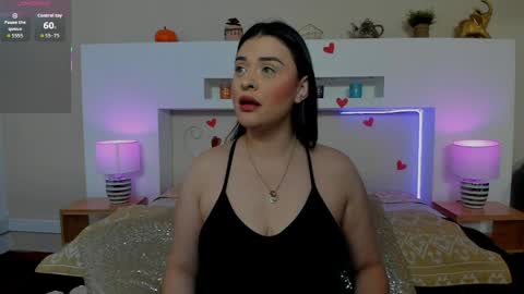 Snapshot of anikaromanof chatting on March 26, 11:27 am Anika Romano online show from March 26, 11:27 am