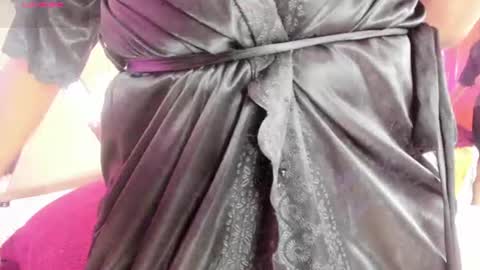 Snapshot of anisha_zambrano chatting on July 6, 1:19 pm anisha_zambrano online show from July 6, 1:19 pm