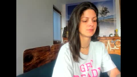 Snapshot of anissawhitens chatting on October 27, 10:08 am anissawhitenss online show from October 27, 10:08 am
