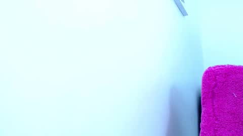 ana independent model online show from December 18, 6:43 am