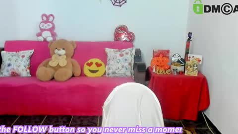 AnissyaX online show from December 1, 3:44 am