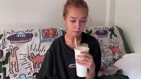 anita__hills online show from December 24, 10:22 am