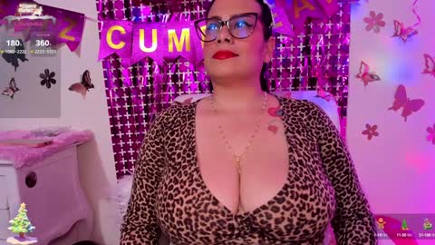 anita online show from December 31, 5:00 am
