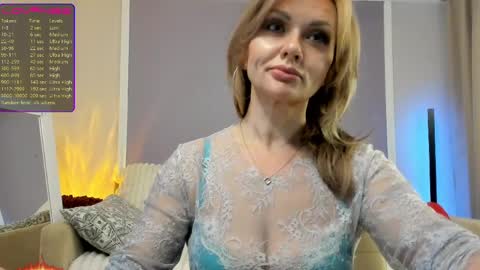 Snapshot of anita_forever chatting on May 15, 9:22 pm Anita online show from May 15, 9:22 pm