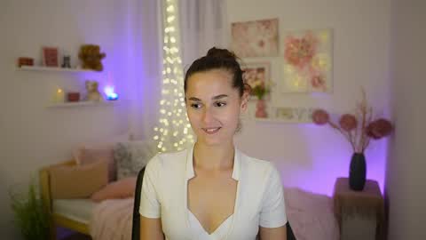 Snapshot of anita_grey_ chatting on September 9, 7:13 pm Anita Grey online show from September 9, 7:13 pm