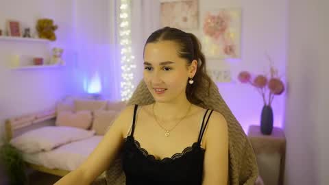 Anita Grey online show from November 18, 8:13 pm