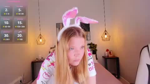 Anita online show from June 12, 8:35 am