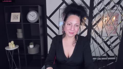 Anita online show from December 7, 12:08 am
