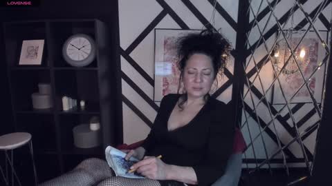 Anita online show from December 14, 3:36 pm