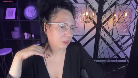 Anita online show from December 16, 6:10 am