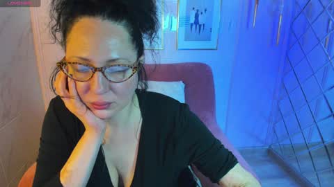 Anita online show from December 28, 5:57 pm
