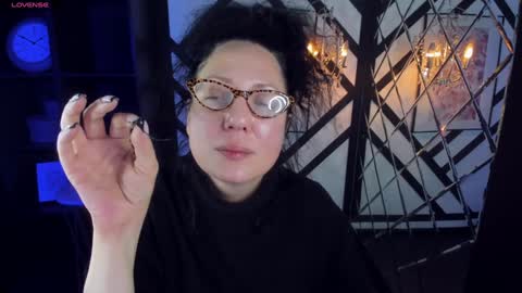 Anita online show from December 30, 1:15 am