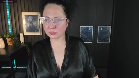 Anita online show from January 4, 1:42 pm