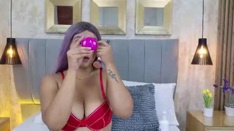 Snapshot of anita_sagegb chatting on July 8, 12:31 pm Dania Lpez online show from July 8, 12:31 pm