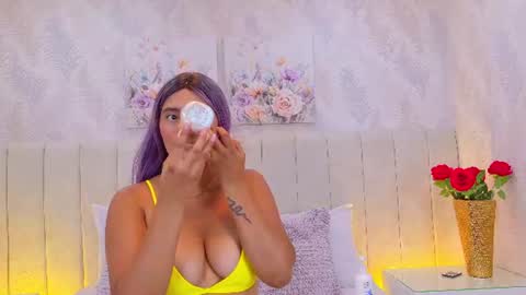 Snapshot of anita_sagegb chatting on July 16, 12:33 pm Dania Lpez online show from July 16, 12:33 pm