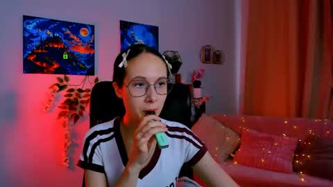 Anita online show from July 1, 8:38 am