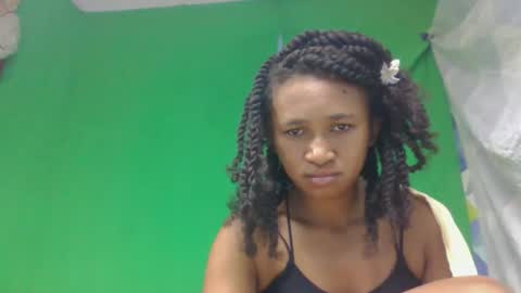 Snapshot of anitaazzh chatting on June 3, 9:56 am anitaazzh online show from June 3, 9:56 am