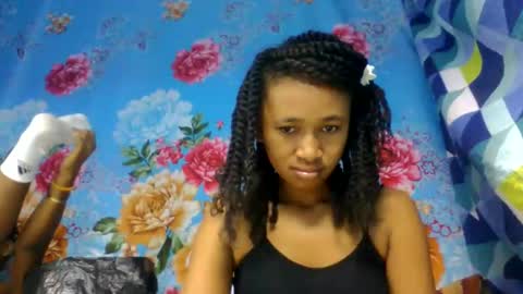 Snapshot of anitaazzh chatting on June 4, 7:03 am anitaazzh online show from June 4, 7:03 am
