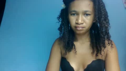 Snapshot of anitaazzh chatting on June 7, 9:02 am anitaazzh online show from June 7, 9:02 am