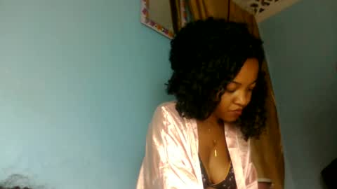 Snapshot of anitaazzh chatting on June 8, 6:30 pm anitaazzh online show from June 8, 6:30 pm