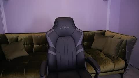 Anita online show from December 2, 2:23 pm