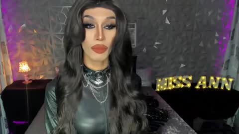 Snapshot of anitacruisze chatting on January 18, 4:04 am Miss Ann online show from January 18, 4:04 am