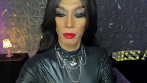 Snapshot of anitacruisze chatting on January 20, 6:10 am Miss Ann online show from January 20, 6:10 am