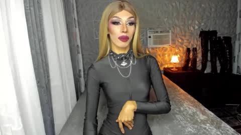 Snapshot of anitacruisze chatting on February 16, 10:54 am Miss Ann online show from February 16, 10:54 am