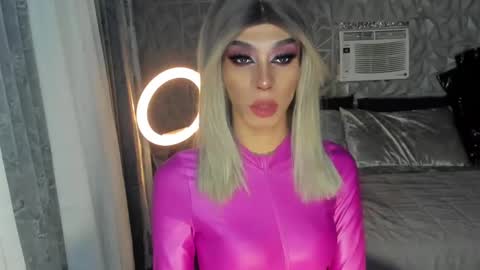 Snapshot of anitacruisze chatting on February 20, 7:41 pm Miss Ann online show from February 20, 7:41 pm