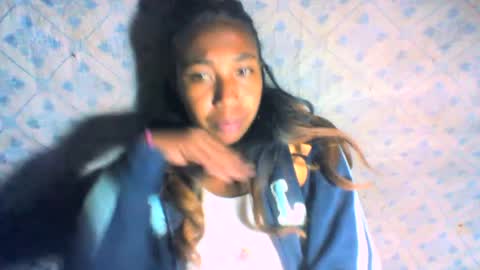 Snapshot of anitah01 chatting on June 16, 5:43 am anitah01 online show from June 16, 5:43 am