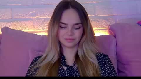 AnitaVenture online show from December 3, 4:42 am