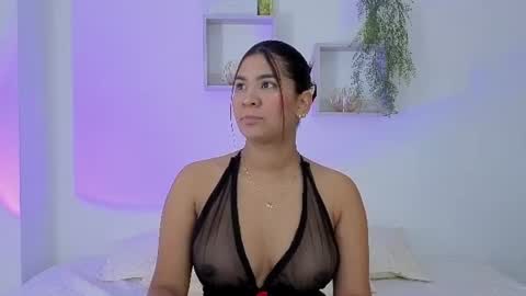 anittafoxx online show from July 25, 10:40 pm