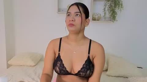 anittafoxx online show from July 31, 10:20 pm