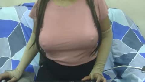 anjali_dogra786 online show from November 26, 8:37 am