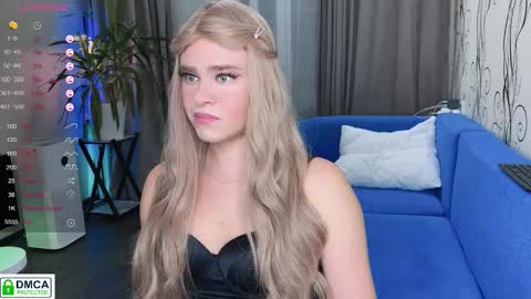 Snapshot of anjalin_sososok chatting on November 10, 2:05 pm anjalin_sososok online show from November 10, 2:05 pm