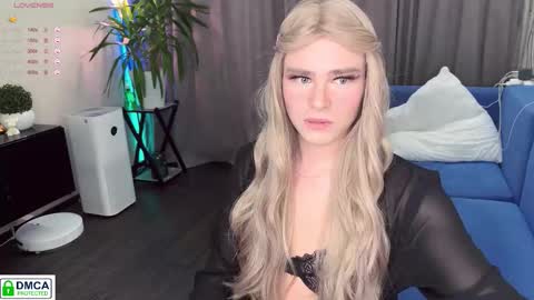 Snapshot of anjalin_sososok chatting on November 21, 9:08 am anjalin_sososok online show from November 21, 9:08 am