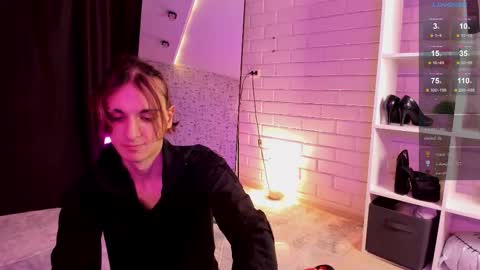 Snapshot of anjella_botton chatting on November 21, 6:17 pm Angel online show from November 21, 6:17 pm