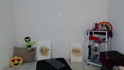 Hello My name is NaiaraPv is OPEN online show from October 15, 10:43 pm