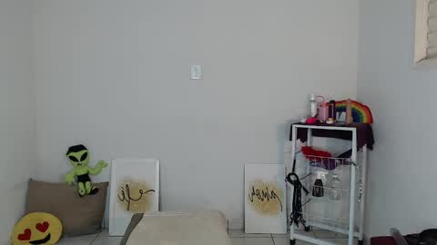 Hello My name is NaiaraPv is OPEN online show from October 21, 7:47 pm