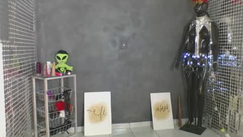 Hello My name is NaiaraPv is OPEN online show from May 25, 1:06 pm