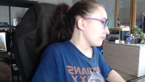 Snapshot of ankey_rayah chatting on December 26, 7:05 pm Nameless online show from December 26, 7:05 pm