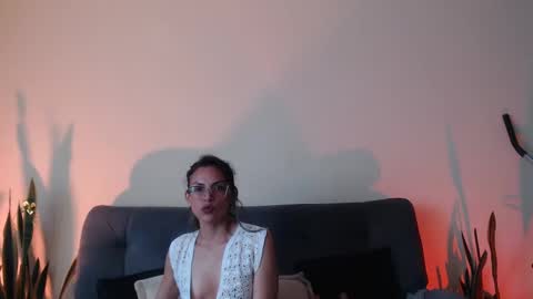 Anma Adler online show from January 11, 4:36 pm