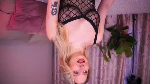 Ann online show from February 11, 2:00 pm