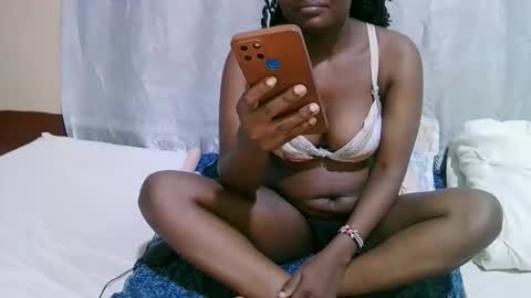 Snapshot of ann_keller chatting on February 27, 11:10 am ann_keller online show from February 27, 11:10 am